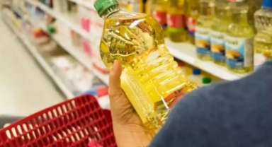 Bu Fiyatlar da Ne? 5 LT Ayçiçek Yağının Fiyatını Gören Koliyle Alıyor!