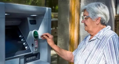 Emekli İkramiye Meclisten Geçti Yatacağı Tarih Belli Oldu İşte Tüm Detaylar