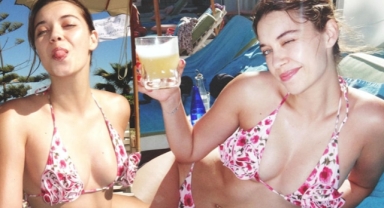 Afra Saraçoğlu'ndan bikinili pozlar