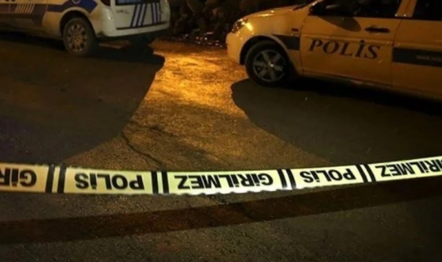Adana'da yol kenarında ceset bulundu