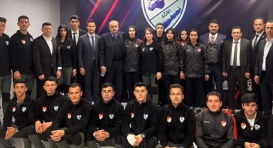 Ağrı'da hakem krizi