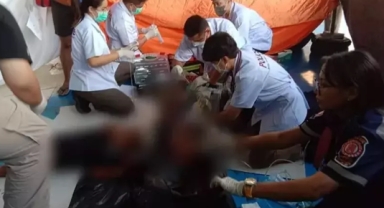 Arkadaşlarının gözleri önünde bıçaklanarak öldürüldü