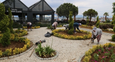 BURHANİYE BELEDİYESİ 2023 YILINDA YEŞİL BİR ÇEVRE İÇİN ÇALIŞMALARINI SÜRDÜRDÜ 