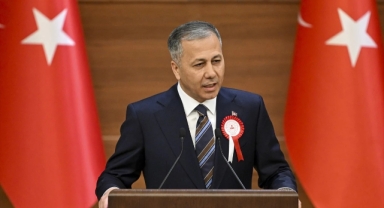 Deprem sonrası Ali Yerlikaya'dan ilk açıklama