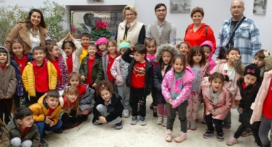 Edremit Belediyesi öğrencileri kültür ve tarihle buluşturuyor