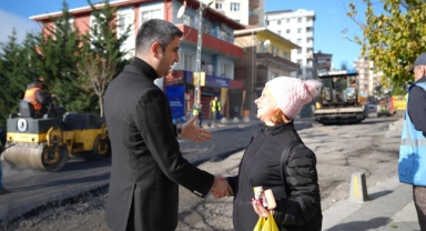 Fen İşleri Ekiplerinden Kartal’da Yoğun Mesai 