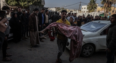 Gazze’de can kaybı 21 bin 978’e yükseldi