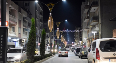 GERMENCİK BELEDİYESİNİN ÇALIŞMALARIYLA KENT IŞIL IŞIL OLDU