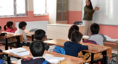 İki çocuktan biri açlıkla karşı karşıya