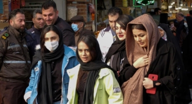İran’da SMS’le hicap hatırlatması