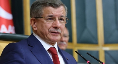 İsrail'le artan ticarete Davutoğlu'ndan sert tepki