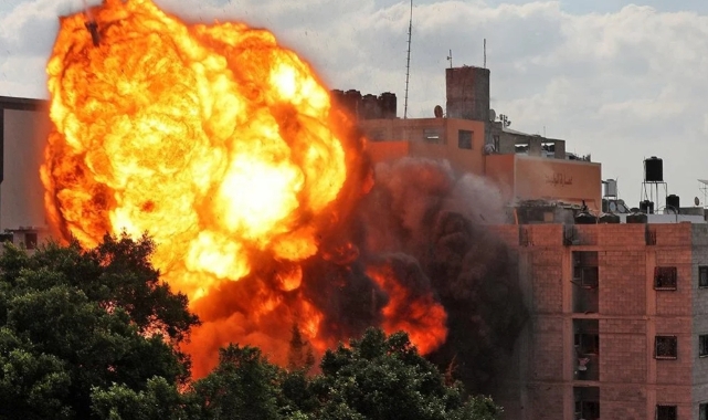 İsrail tankların ardından dozerlerle giriyor