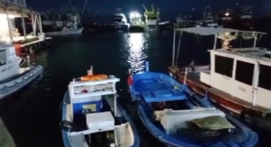 İzmir'in Dikili ilçesinde balıkçı teknesi battı