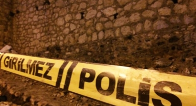 Karı-koca evlerinde ölü bulundu