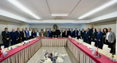 Kartal Belediye Başkanı Yüksel, 2024 Yılının İlk Muhtarlar Toplantısına Katıldı 