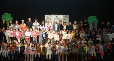 Kartal Belediyesi’nden Kreş Öğrencilerine Eğlendirirken Öğreten Çocuk Oyunu