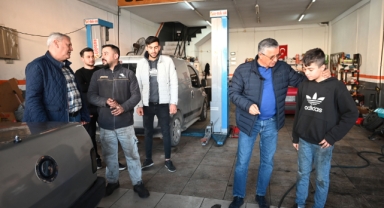 Kemer Belediye Başkanı Necati Topaloğlu, sanayi esnafının yeni yılını kutladı