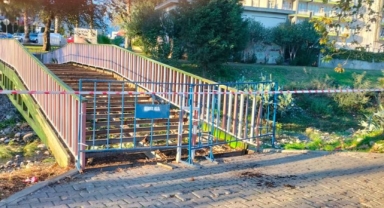 Kemer'de Dere üzerindeki köprüler onarılıyor