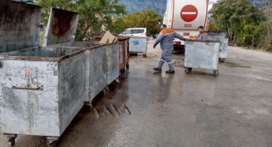 Kemer’de temizlik çalışmaları