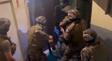 Kırmızı bültenle aranan 10 kişi İstanbul'da yakalandı