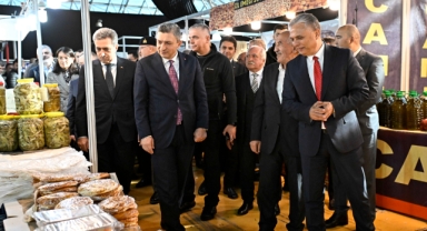 Muratpaşa Belediye Başkanı Ümit Uysal, Erzurum Günlerine katıldı