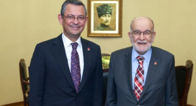 Özel ve Karamollaoğlu bir araya geldi