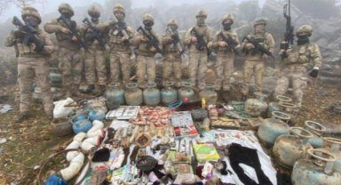 PKK'nın 8 katlı mağarası tespit edildi