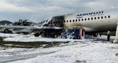 Rusya'nın onlarca esiri taşıyan askeri uçağı düştü