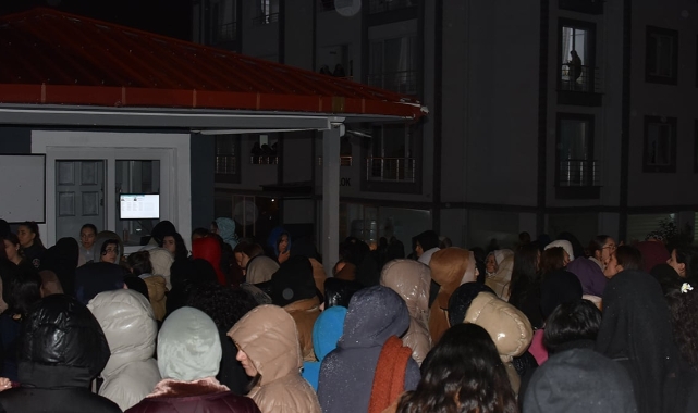 Yine KYK yurdu yine asansör skandalı