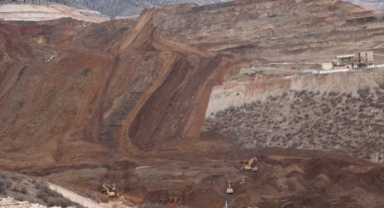 9 işçi hala toprak altında