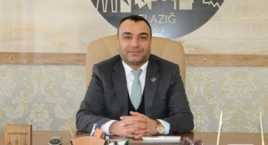AKP'li başkandan çekilme kararı