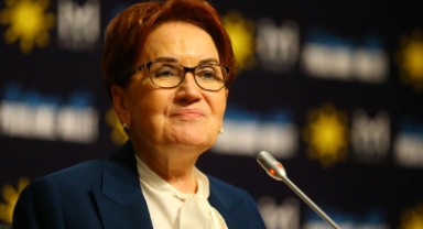Akşener, Denizli'de adayları tanıttı