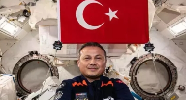 Alper Gezeravcı Dünya'ya dönüyor