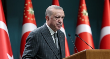Birleşik Arap Emirlikleri'ne gitti