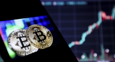 Bitcoin kritik seviyeyi aştı