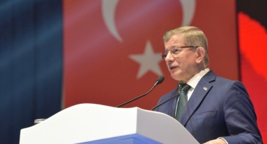 Davutoğlu'ndan Erdoğan'a 'mülakat' tepkisi