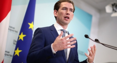 Eski başbakana hapis cezası