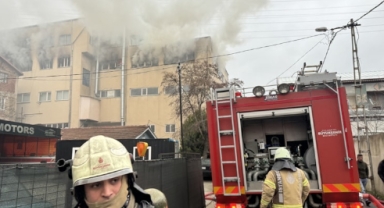 İstanbul'da fabrika yangını
