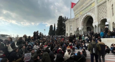 İstanbul Üniversitesi'nde protestolar sürüyor