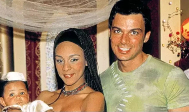 Jess Molho'dan 'Defne Joy Foster' paylaşımı