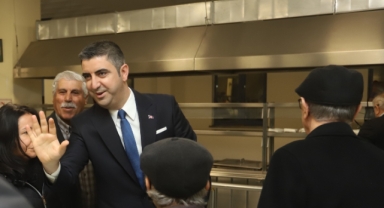 Kartal Belediye Başkanı Gökhan Yüksel, Hızır Orucunu Vatandaşlarla Birlikte Açtı