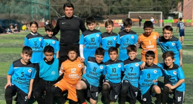 Kemer Belediyesi Futbol Okulu’ndan hazırlık maçında bir düzine gol