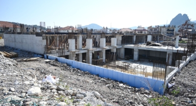 Kemer Denizcilik Fakültesi ve yurt binasında çalışmalar devam ediyor