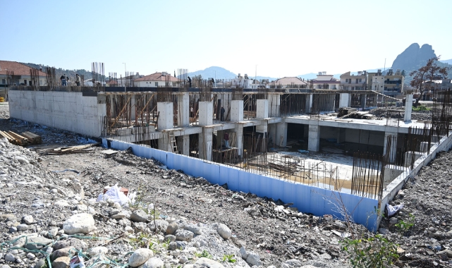 Kemer Denizcilik Fakültesi ve yurt binasında çalışmalar devam ediyor