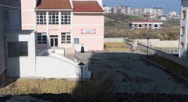Okul açılmadan kullanılamaz hale geldi