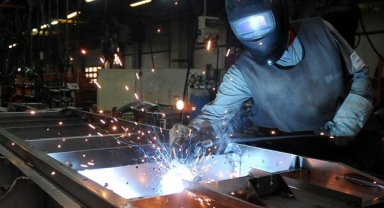 Sanayi üretimi yeniden yükselişe geçti