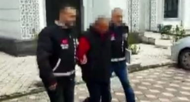 Sarah yarı çıplak halde ölü bulunmuştu