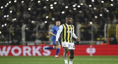 1-0 mağlup olmasına rağmen turu atladı
