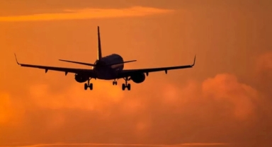 153 yolculu uçak rotadan çıktı