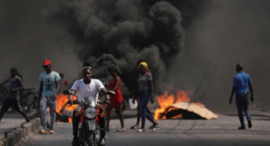 3 bin 600 mahkum firar etti 12 kişi öldü